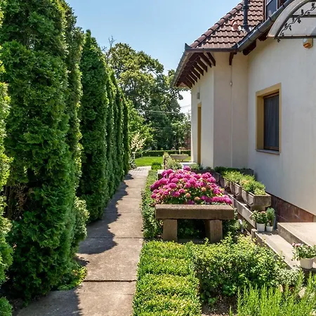 Mikes Vendeghaz Balatonfüred