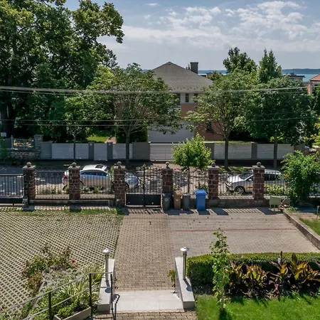 Mikes Vendeghaz Pensionat *