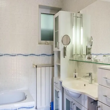 Mikes Vendeghaz * Balatonfüred