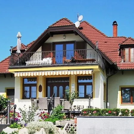 Vendégház Mikes
